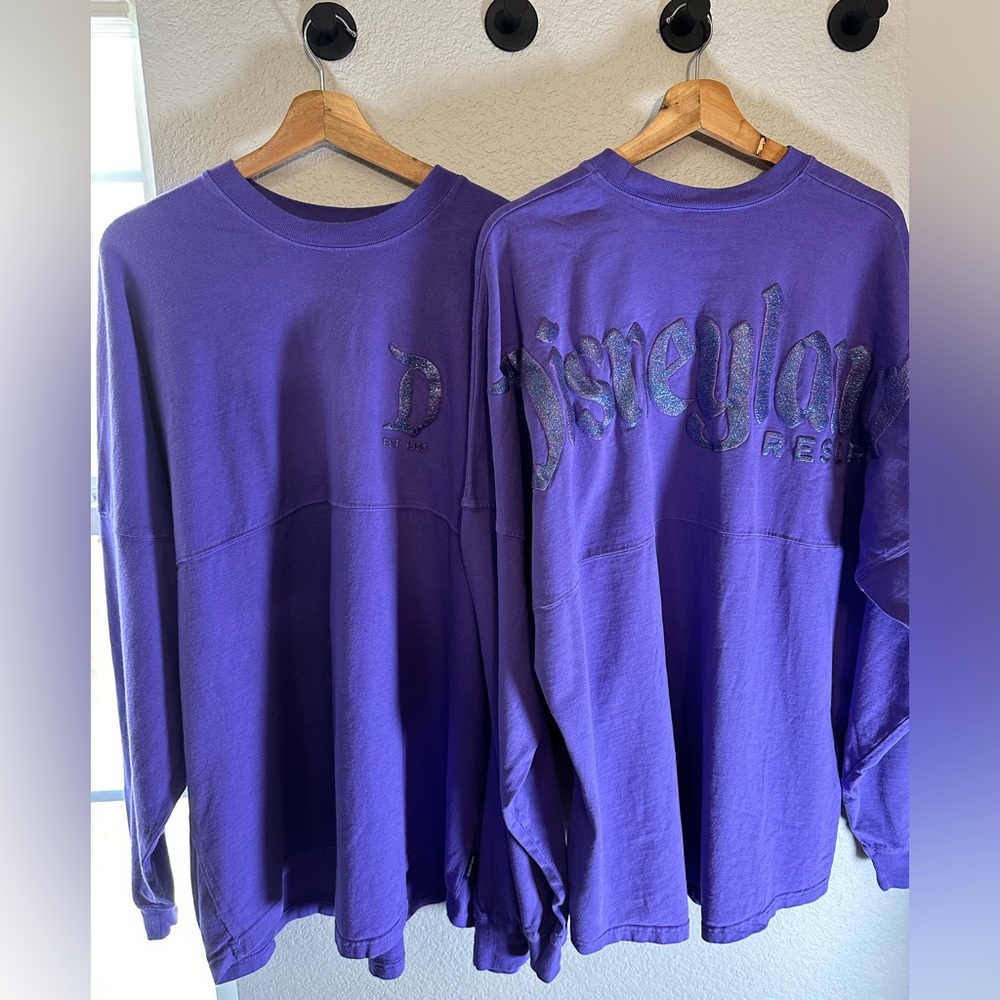 Couples Set of 2 Disneyland Purple Glitter Spirit Jersey Size Large – Worn Once